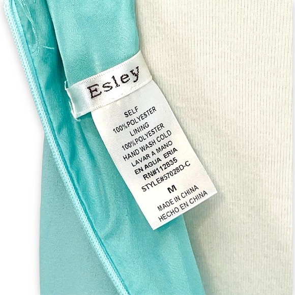 🍀Modcloth Esley Women's Aqua Blue Scoop Neck Strappy Back A Line Dress Sz Medium - Picture 8 of 8